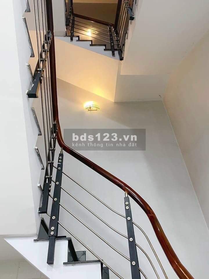 Trung Tâm Bình Thạnh, Sổ Đẹp, Nhà Đẹp, 64M2, 3Tầng BTCT, 5.6 Tỷ.
