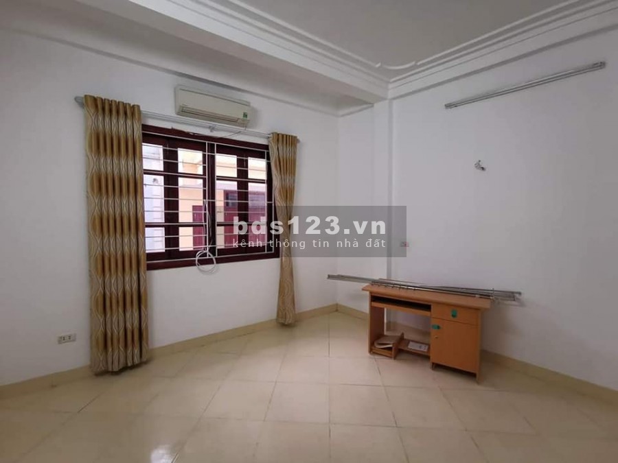 Đội Cấn lô góc, mặt ngõ, đông dân, kinh doanh vip, ngõ ô tô, 44Mx3T. 5 tỷ