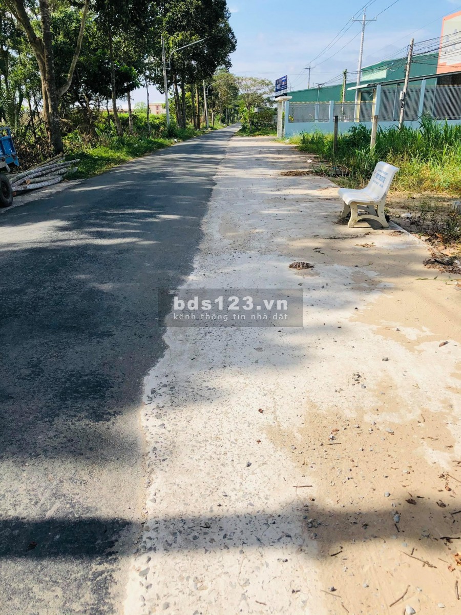 Đất nền đẹp. gần khu dân cư, tỉnh lộ 887