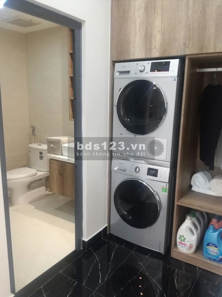 Bán nhà, Đồng Đen,Tân Bình 1 trệt, 3 lầu, Dt: 75m2, chỉ 3tỷ7