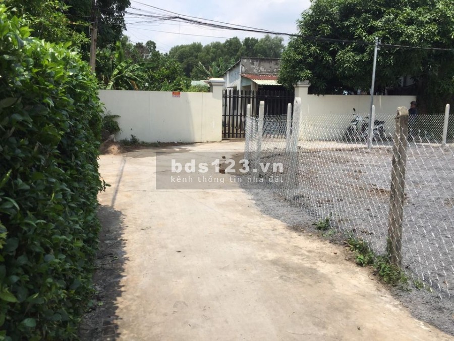 Bán 326m2 Thổ Cư, Lô góc, 29m Mặt Tiền, Sâu 13m, Sát Đường DT 743,Gần Chợ Tân Ba, chính Chủ.