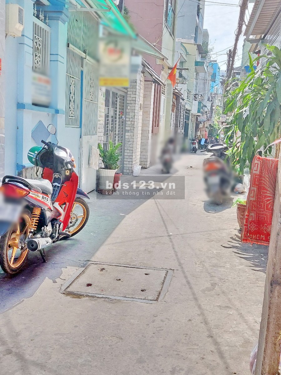 Bán nhà 53m² 2 lầu hẻm 154 Âu Dương Lân Phường 3 Quận 8 - Mr Vũ