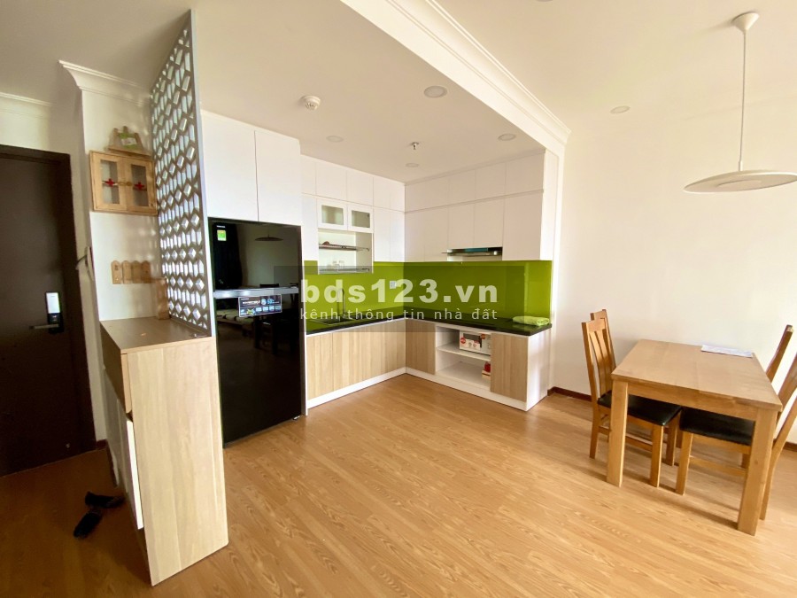 Cho thuê căn hộ 2PN 85m2 có bồn tắm nằm full giá 20tr/tháng,…