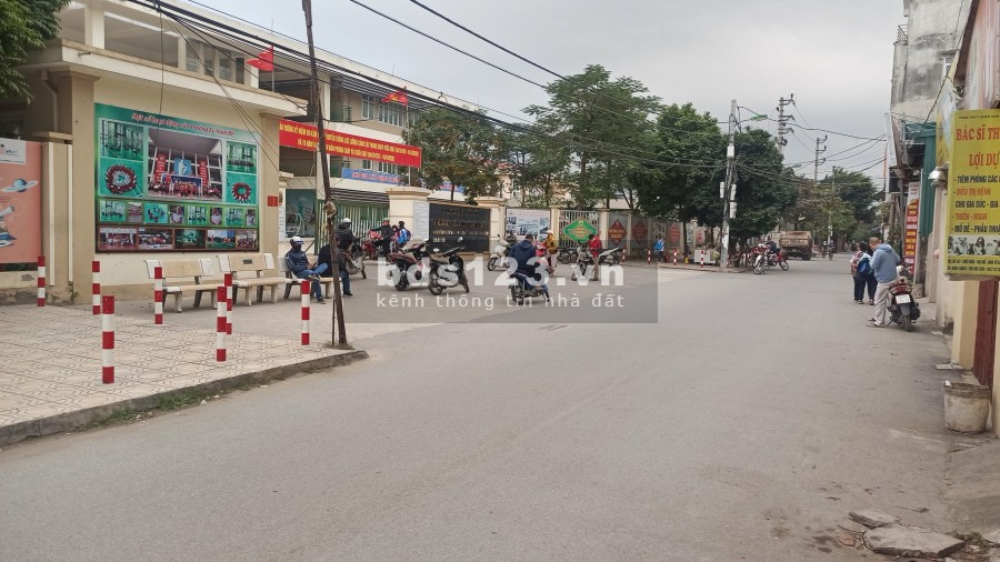 Cần bán gấp Nhà tự xây 45M 5 Tầng ngõ ô tô qua,tặng đồ chỉ 2,X tỷ gần Mỹ Đình
