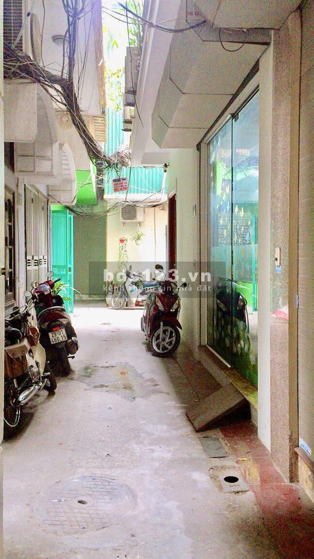 Hàng hiếm, 2 mặt ngõ, 40m2, 4 tầng, 4 ngủ, gần ô tô tránh, hơn 3 tỷ, Hai Bà Trưng