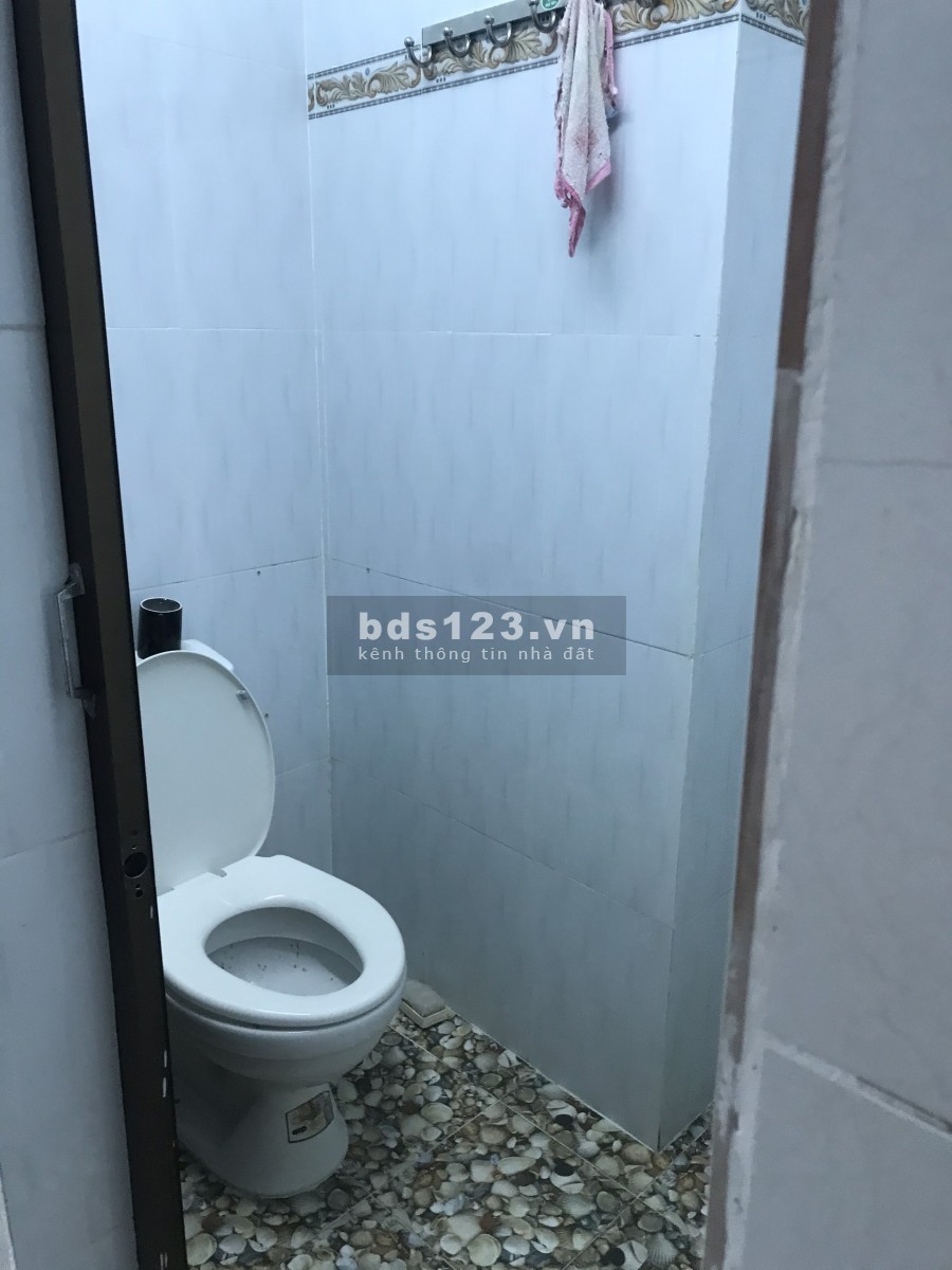 Cho thuê nhà NC 3,3x13 1 trệt 3 lầu HXH tại 12/1 Lê Tung P13 Q11 giá 13tr/th