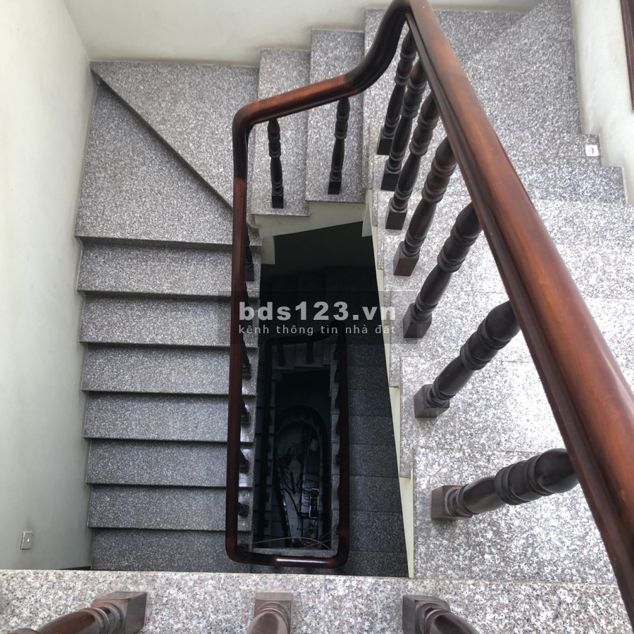 Cho thuê nhà riêng đủ nội thất tại quận Bình Thạnh