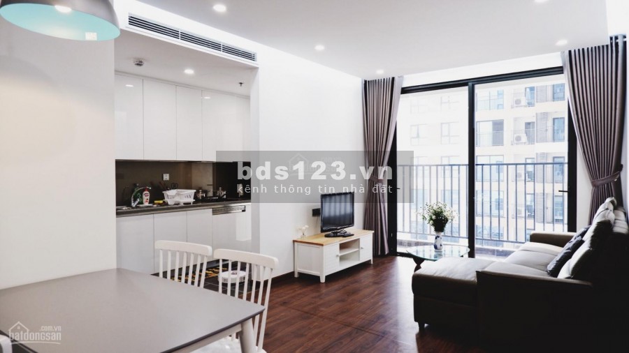 Con trai tôi phải đi du học ở Nhật 3 năm nên cho thuê nhanh CH 6th, 2PN, 90m Full NT, LH 0342885825