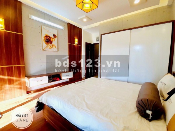 Siêu Phẩm mặt tiền đường số 8 P11 Gò Vấp (76m2- 4tầng) gần Công Viên Làng hoa