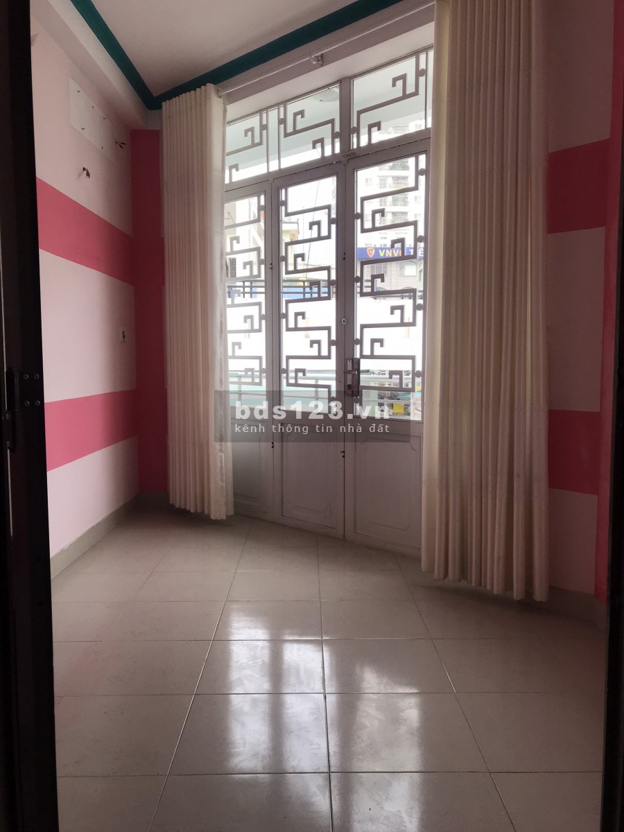 Cho thuê nhà NC 3,3x13 1 trệt 3 lầu HXH tại 12/1 Lê Tung P13 Q11 giá 13tr/th