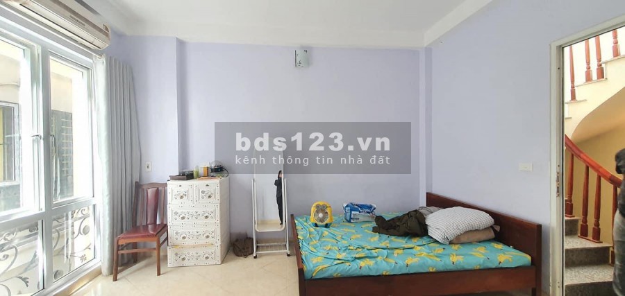 CẦN BÁN GẤP!!! MUA VỀ Ở LUÔN, Ô TÔ ĐỖ, GIẢI PHÓNG 40M, 4 TẦNG,CHỈ 2TỶ59 LH: 0977047719