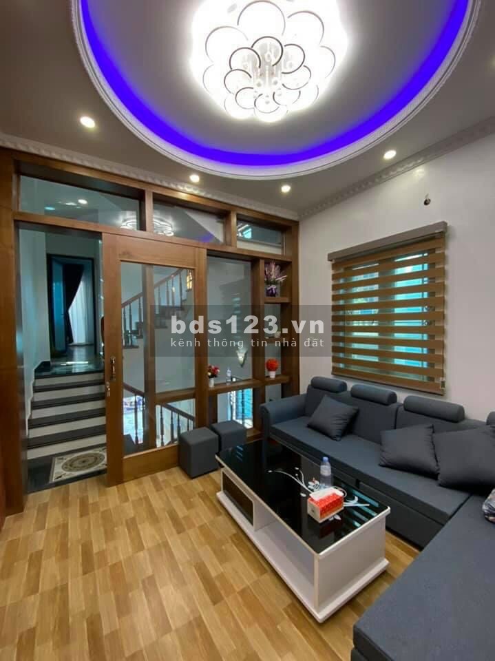 Bán nhà 4 tầng mặt phố Cô Đông, HD, 46.1m2, mt 4m, lô góc, 3 tỷ 150 triệu