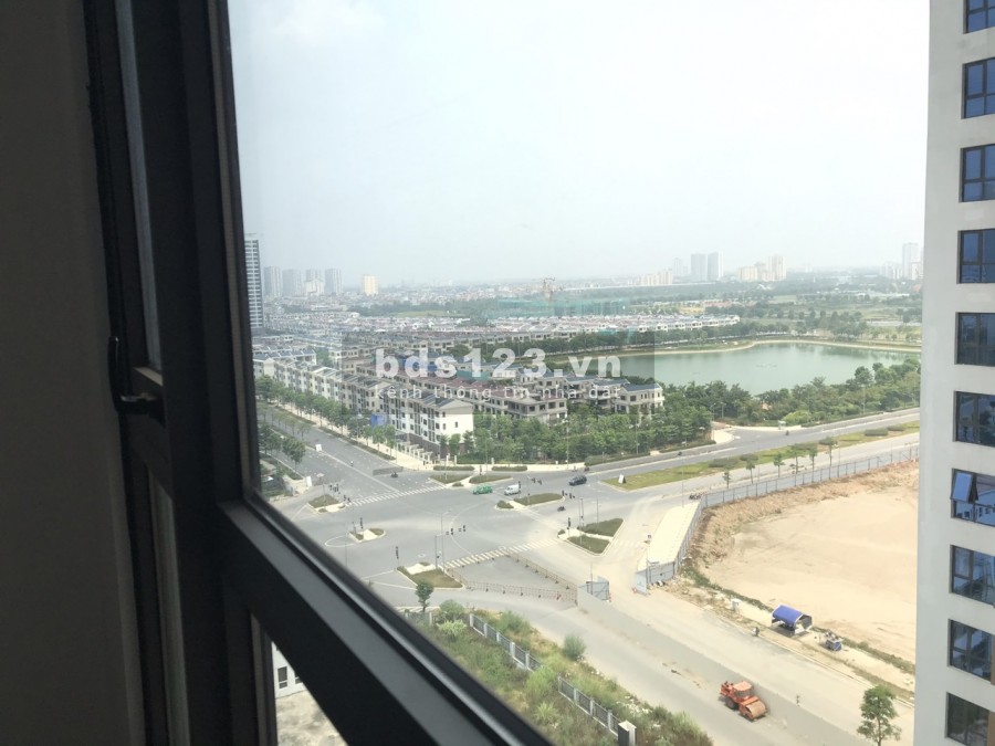 Con trai tôi phải đi du học ở Nhật 3 năm nên cho thuê nhanh CH 6th, 2PN, 90m Full NT, LH 0342885825