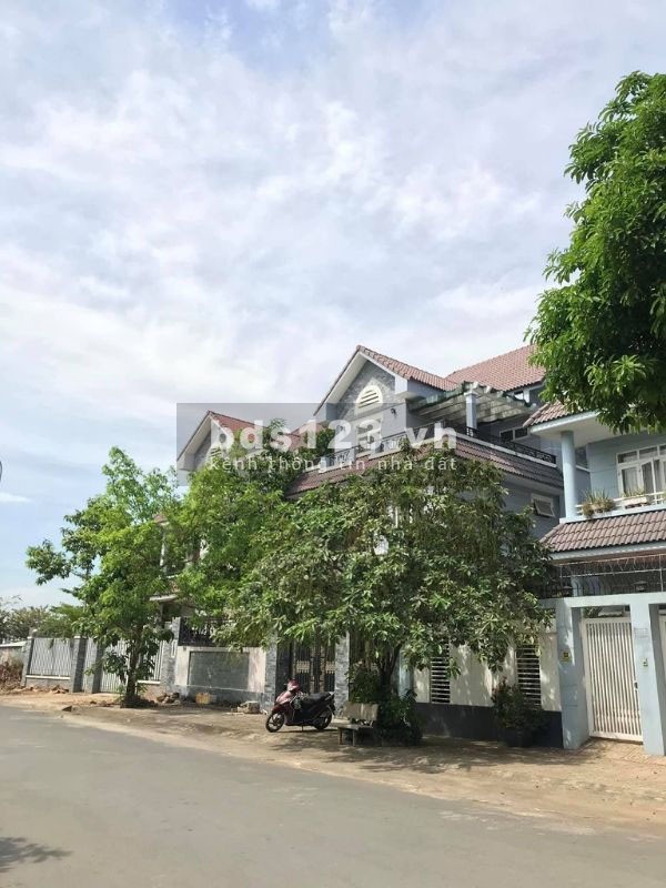 Bán nhà chinh chủ Khu biệt thự cao cấp Khang An, Quận 9, 242m2, nhỉnh 9tỷ700 (TL).