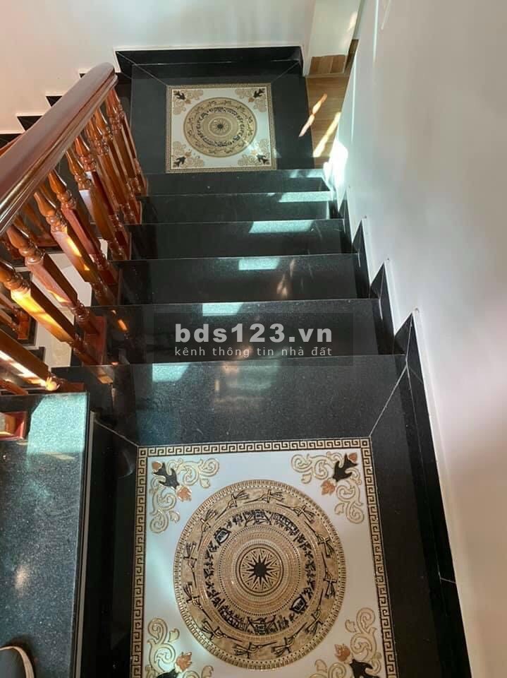 Bán nhà 4 tầng mặt phố Cô Đông, HD, 46.1m2, mt 4m, lô góc, 3 tỷ 150 triệu