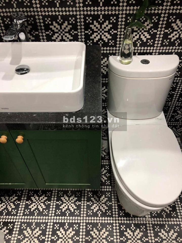 Cho thuê 1PhòngNgủ Officetel tại khu căn hộ cao cấp Garden Gate tiện nghi y hình 11 Triệu (giữ chìa khóa căn hộ)