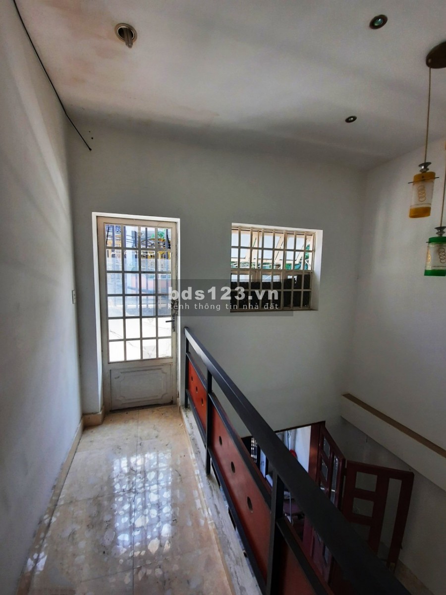 Nhà 1 trệt 1 lầu 3PN, DT 3.8x14m, hẻm nhựa 8m Thân Nhân Trung, Tân Bình. Gần Etown Cộng Hòa. Giá 12 tr