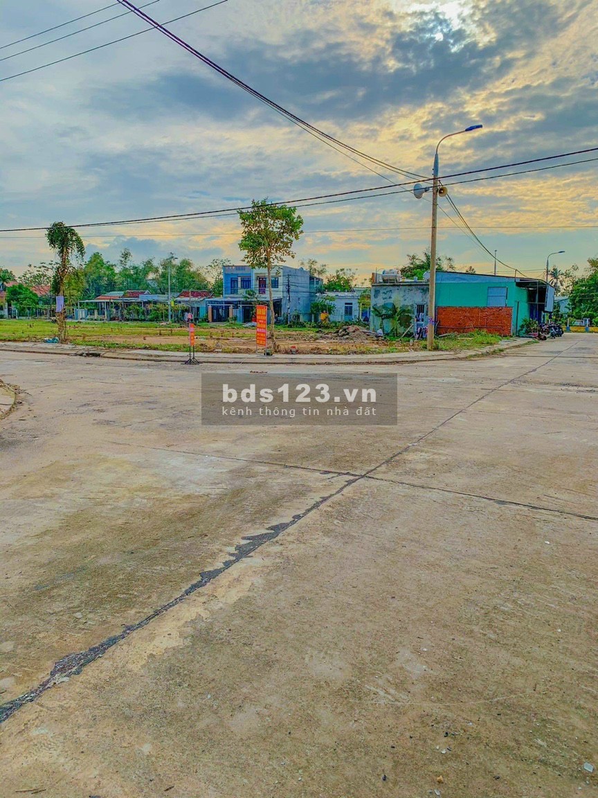 Đất chính chủ giáp nam Đà Nẵng 2km MT 8m5