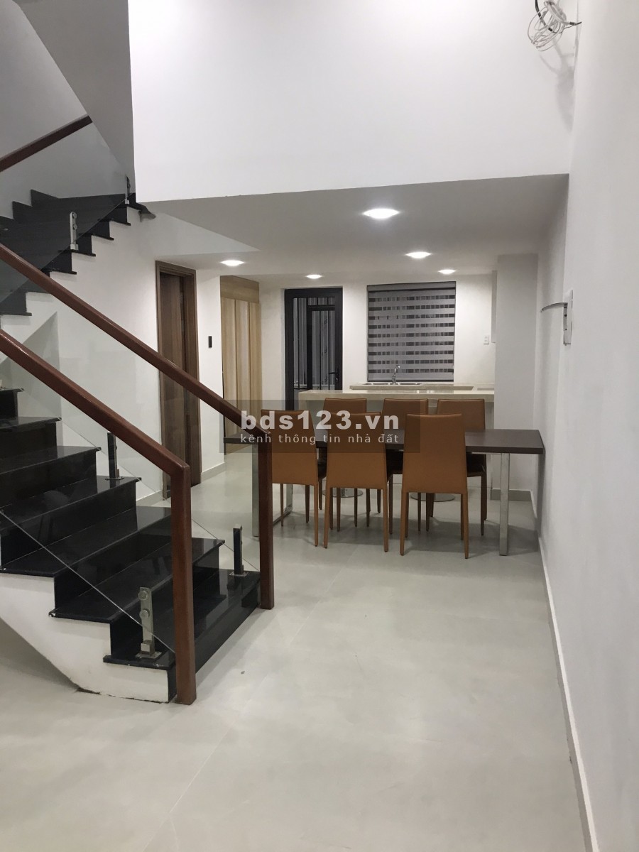 Nhà mặt tiền, gần An Cựu city (5x18), giá đẹp.