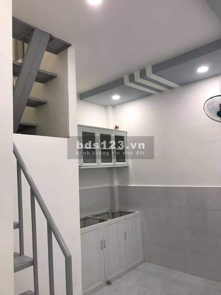 Nhà cho thuê Bùi đình túy 3 tầng