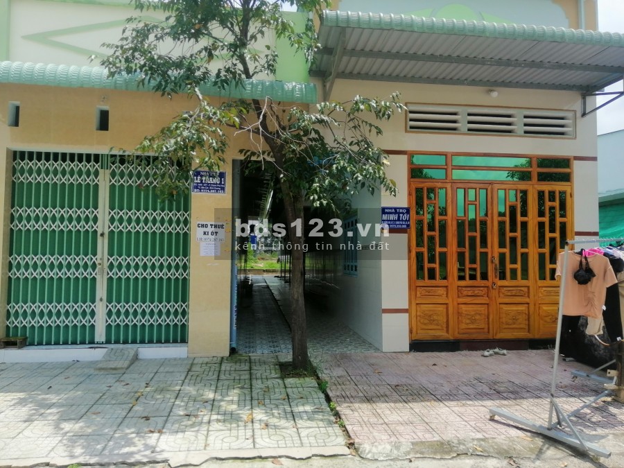 Bán 2 dãy nhà trọ trong khu đô thị, sổ hồng riêng chính chủ, giá 1 tỉ 7