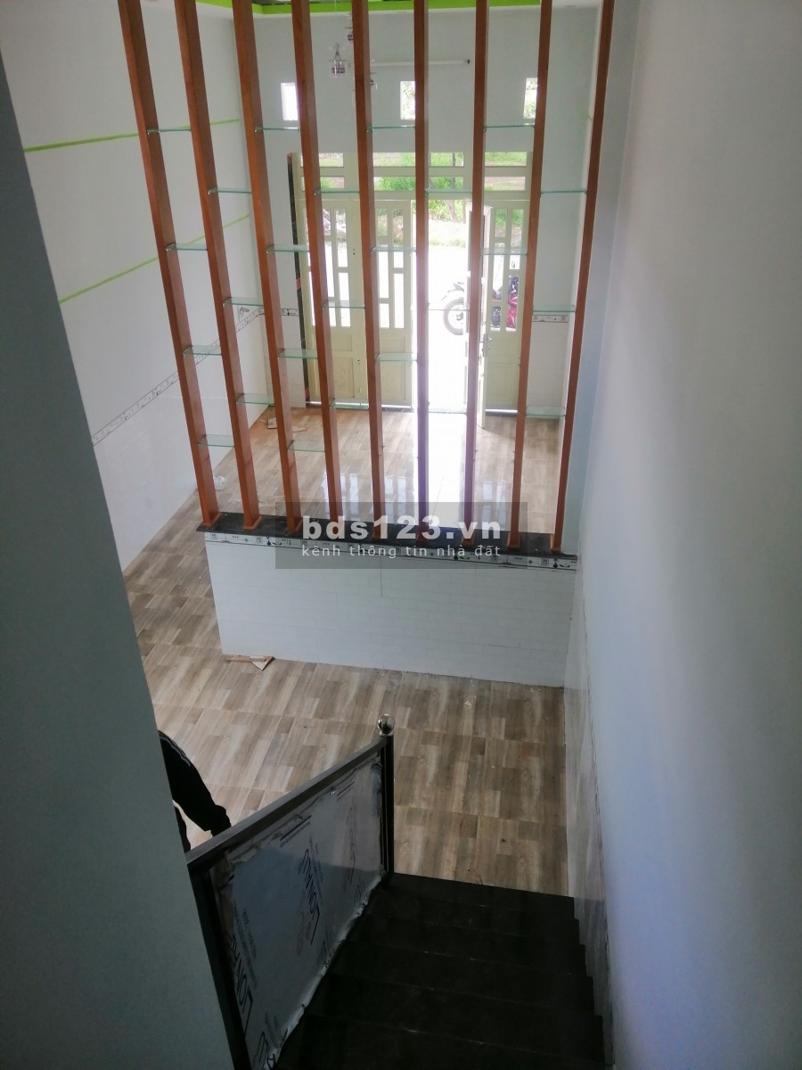 Bán 2 dãy nhà trọ trong khu đô thị, sổ hồng riêng chính chủ, giá 1 tỉ 7