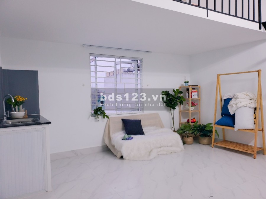Căn hộ Gác Lững 35m2 Thoáng mát giá siêu rẻ tiện nghi ngay Tân Sơn Nhì Tân Phú