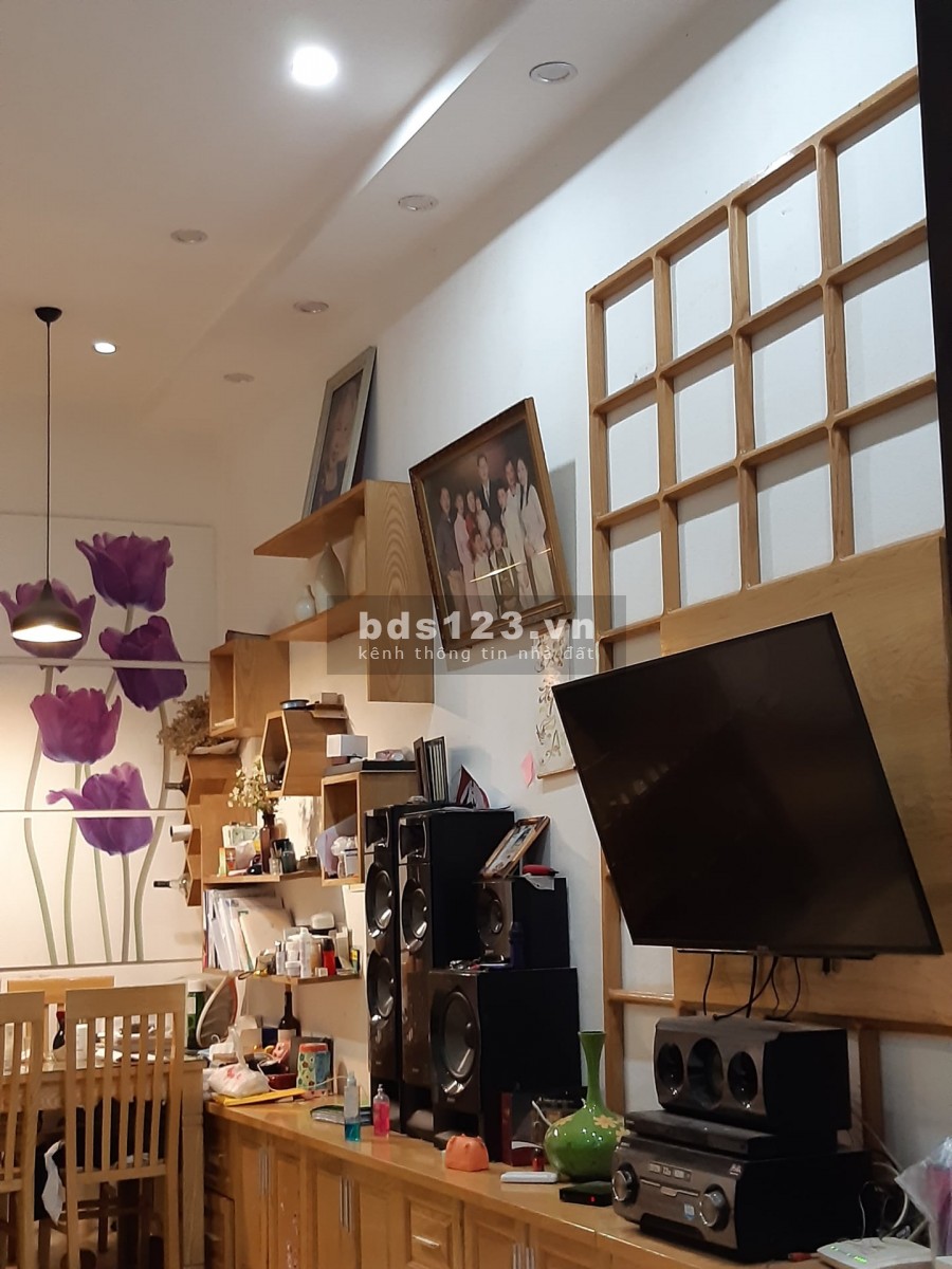 Nhà đẹp phố Cao Thắng Hà Đông 54m2 3PN giá 3 tỷ x ngõ thông gần ô tô