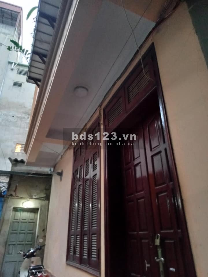 Cần bán nhanh nhà 30m2, 5 tầng, ngõ Quan Nhân, siêu rẻ, chỉ hơn 2 tỷ