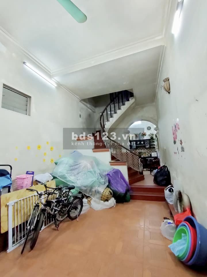 Chả phải nói gì nhiều 45m2 Minh Khai ngõ thông nhỉnh tỷ quá hiếm