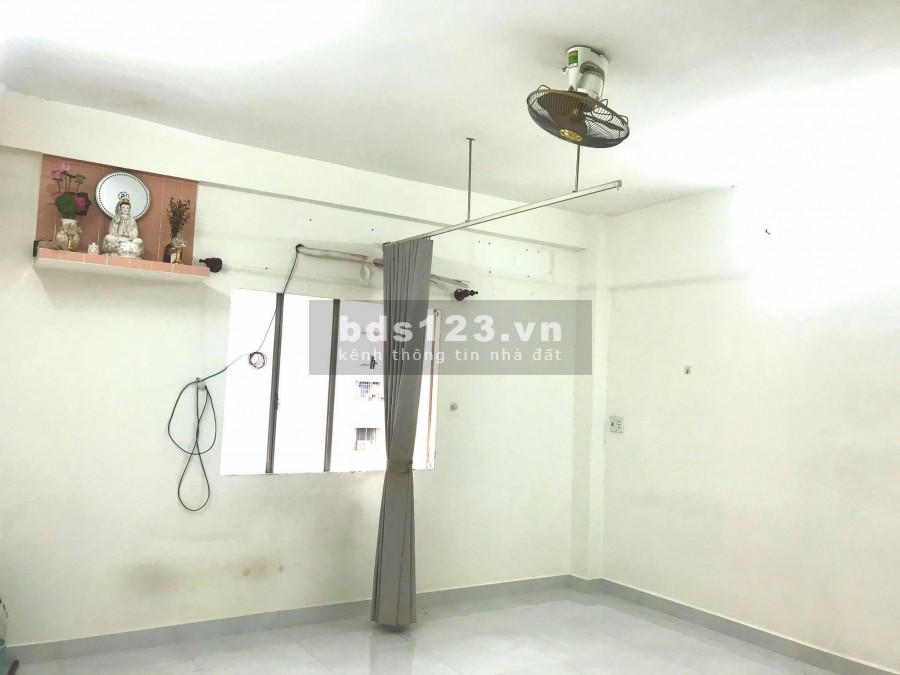 CẦN BÁN CĂN HỘ LẦU 5 QUẬN 5 GIÁ DƯỚI 1 TỶ