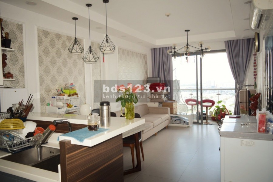 Cần bán căn hộ Gold View Quận 4 dt 80m2, 2PN, 2WC, giá sốc 3.850 tỷ bao hết