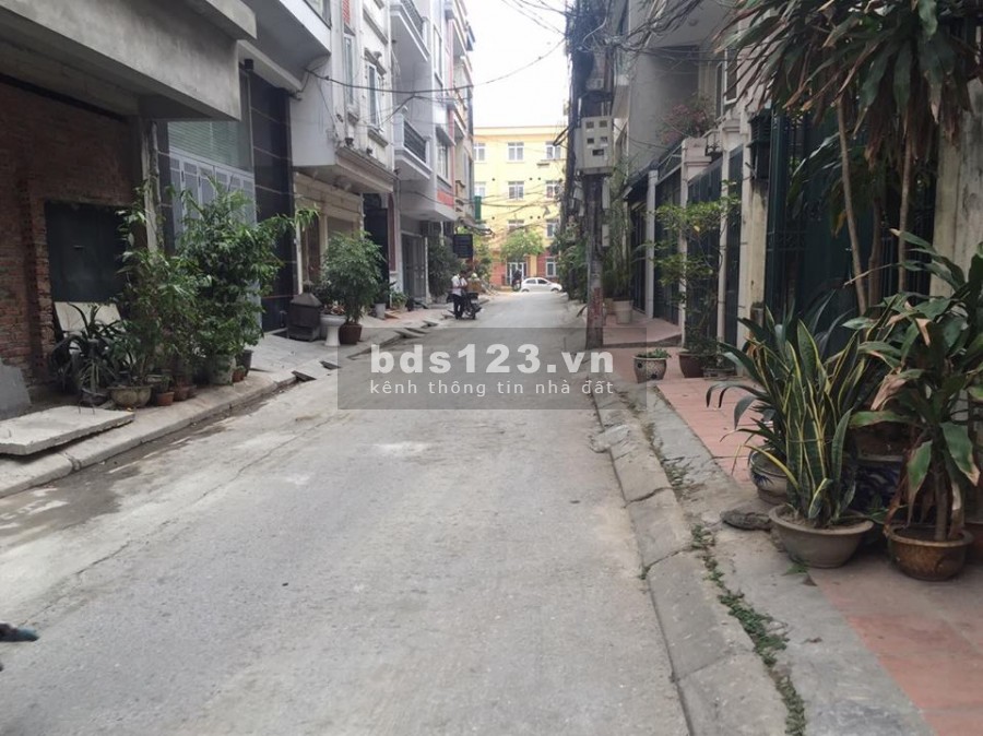 Bán gấp nhà Thái Hà, Đống Đa, 59m2, 2 tầng,Mt 4.4m, ngõ thông, ô tô vào nhà, kinh doanh, 9.6 tỷ