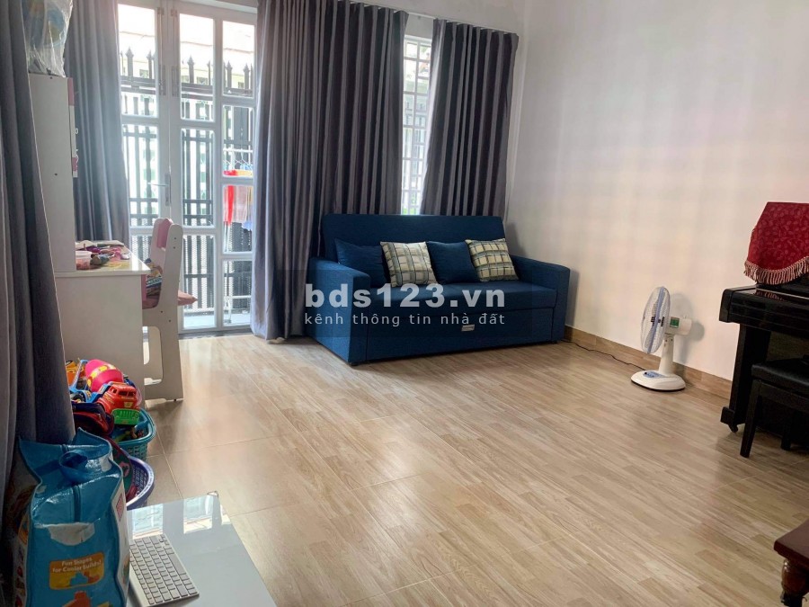 Bán nhà cực rẻ Quận 1 48m2 chỉ 3.9 tỷ, nở hậu Trần Hưng Đạo