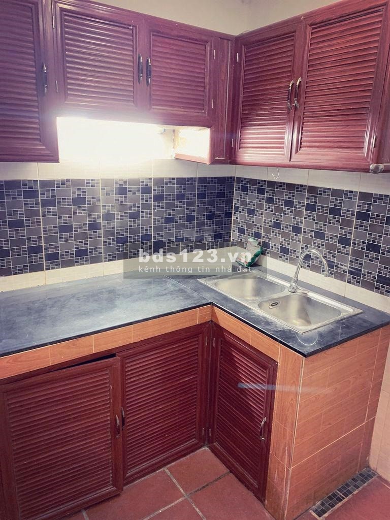 Cho thuê nhà NC 3.5x8, 4PN Nguyễn Trãi P2 Q5_10tr