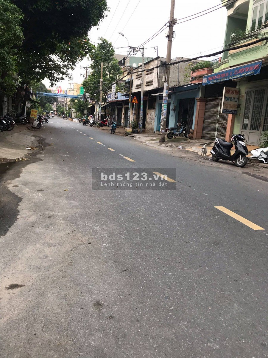Cần bán nhà MT LÊ NIỆM - P.Phú Thạnh - DT5x18m - 1 lầu ST - Giá 9,6 tỷ TL