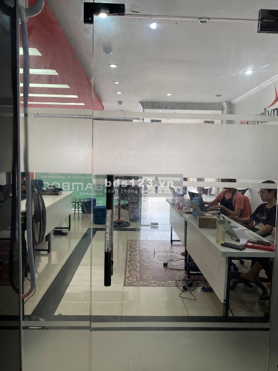 Bán tòa văn phòng Mặt phố Nguyễn Xiển 10 tầng gần 20 tỷ. LH 0988.276.858