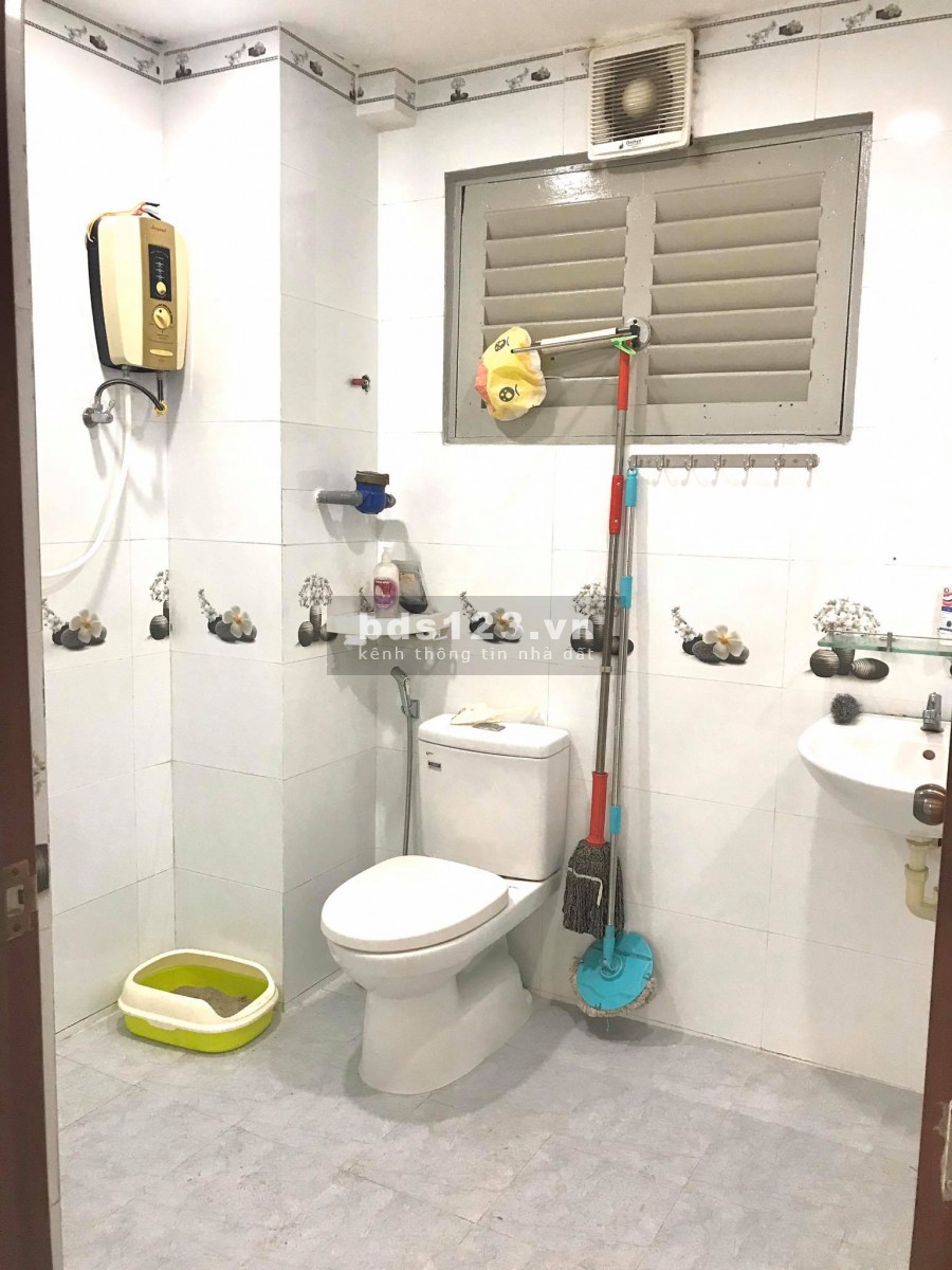 CẦN BÁN CĂN HỘ LẦU 5 QUẬN 5 GIÁ DƯỚI 1 TỶ