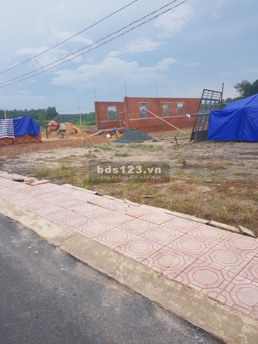 VỢ CHỒNG TUI CÓ LÔ ĐẤT GIÁ RẼ CẦN THANH LÝ