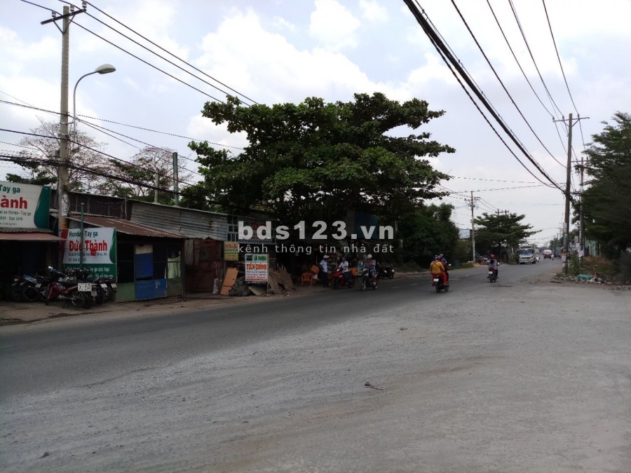 Cần bán nhà đất đã có thổ cư dt 825m2