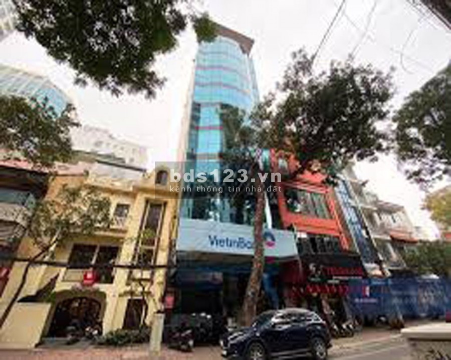 Văn phòng toà nhà 180 Triệu Việt Vương cho thuê.