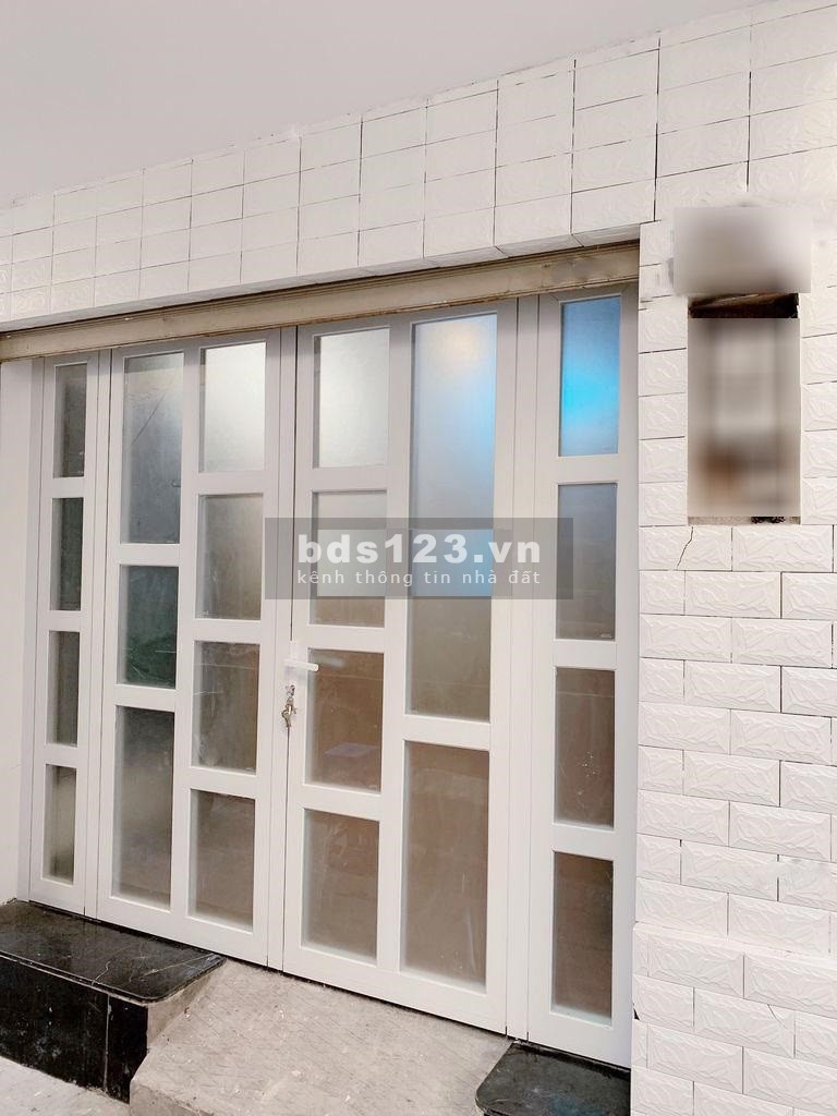 Cho thuê nhà NC 3.5x8, 4PN Nguyễn Trãi P2 Q5_10tr