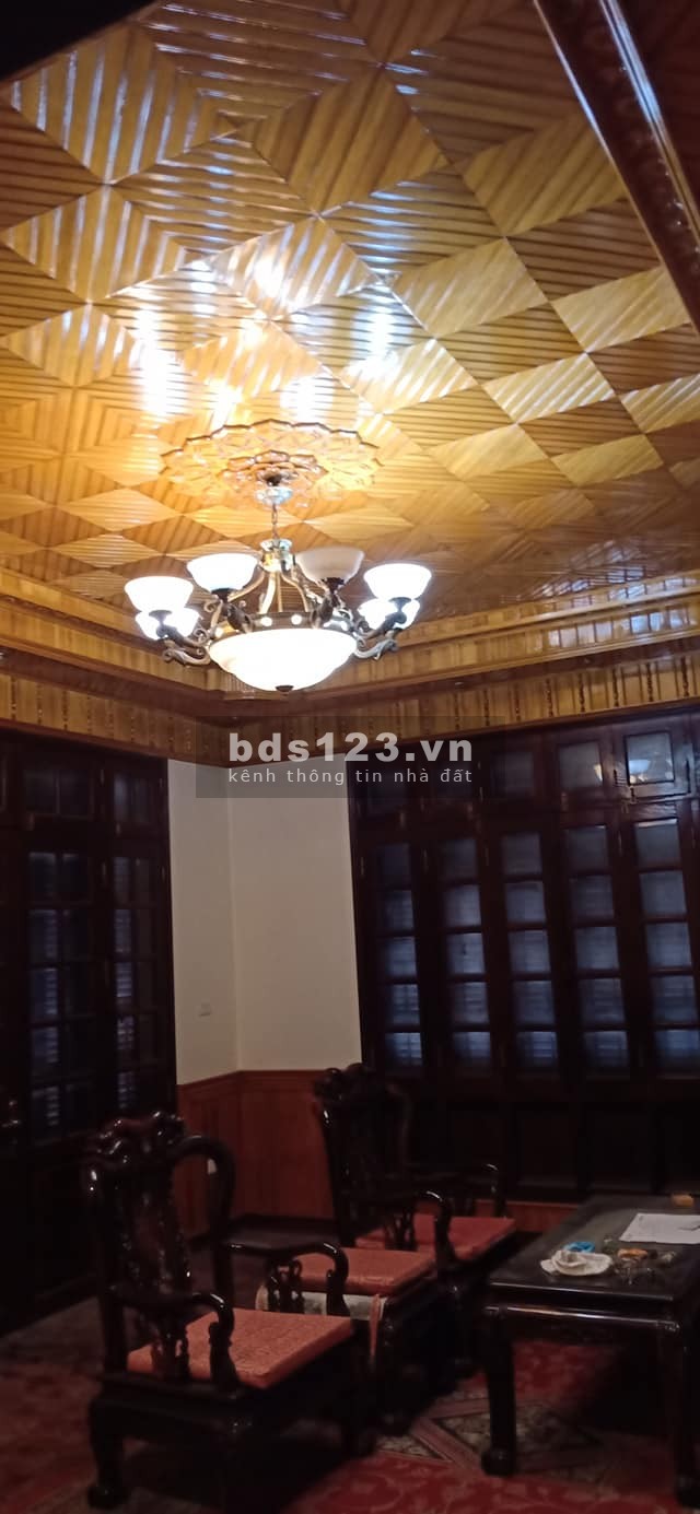 Đê Là Thành GARA. Ô TÔ Kinh Doanh Cực Đỉnh. LÔ Góc. 2 mặt Thoáng. 80Mx5T. 12 tỷ