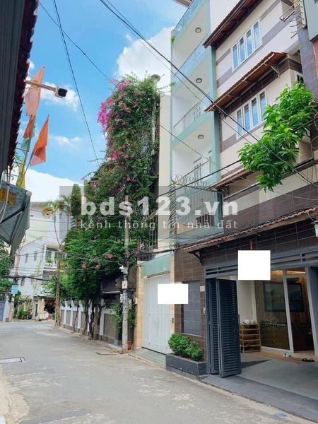 Cần bán nhà Đường Trường Chinh, Phường 14, Quận Tân Bình, DT 8mx10m