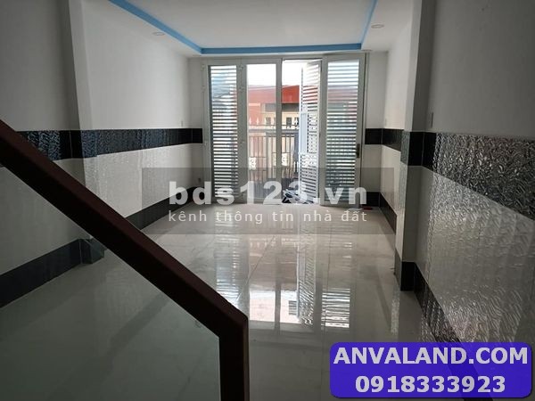 Chia tài sản cho con Bán nhà Hòa Hảo, Phường 6, Quận 10, 46m2, 4 Tầng, 3 tỷ 8, MTG TLCC