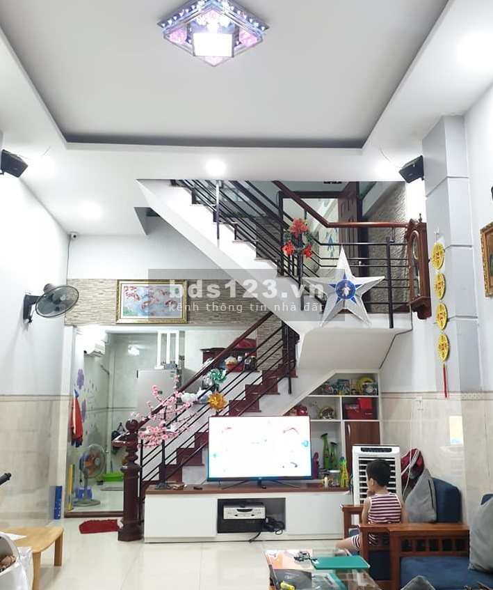 Nhà Tân Phú, HXH Phú Thọ Hòa, 4x15m, 2 tầng, 5,6 tỷ, 0932678040