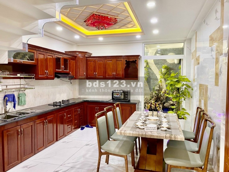 Nhà1 trệt 1 lửng 3 lầu Rich Home, đường QL50, P5, Quận 8