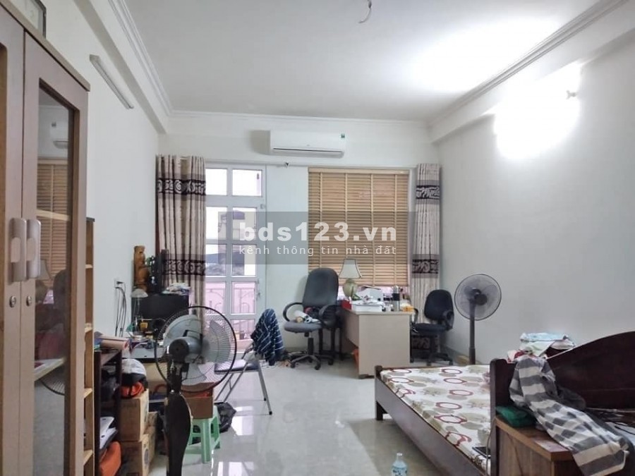 Bán Nhà Hẻm Hoà Hưng Quận 10, diện tích 47m2, 3 tầng & sân thượng, giá chỉ 4 tỷ 9.