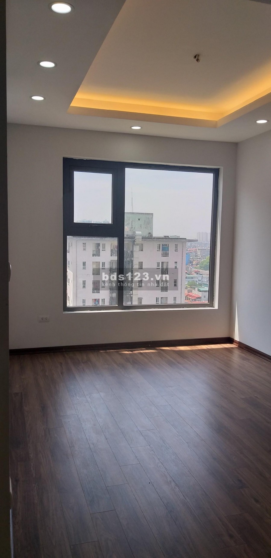 Bán căn góc 3 phòng ngủ Đông Nam chung cư Việt Đức Complex 2.7 tỷ 0985800205