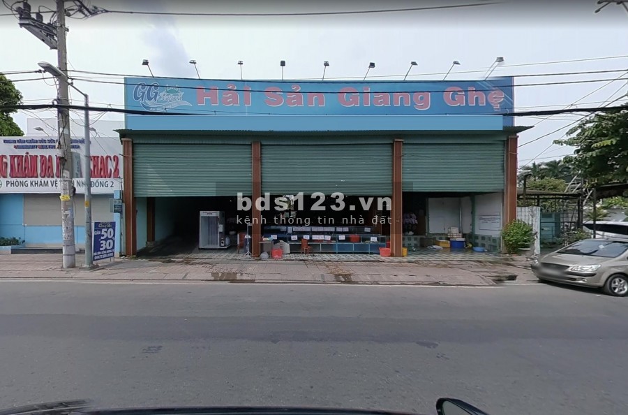 Mặt Tiền Đường Nguyễn Duy Trinh, __ nhà rộng dễ kinh doanh